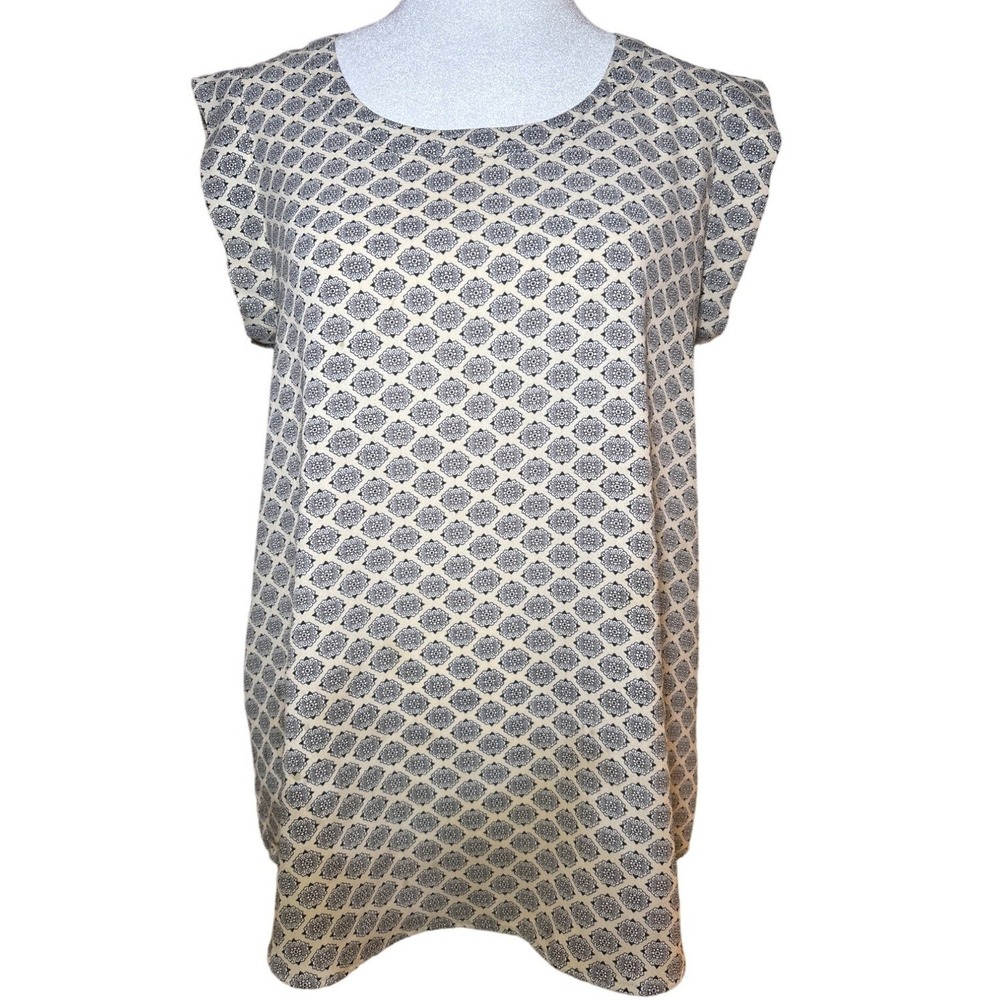 Pleione Blouse Anthropologie Bailey Double Pleat Back Top Size XS Career